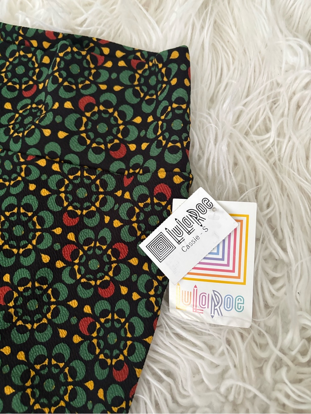 NWT LuLaRoe Cassie Pencil Skirt Geometric Floral Print Size Small - Picture 2 of 4